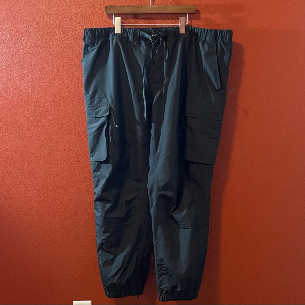 Nike ACG Men’s Black Cargo Lightweight Gorpcore Outdoor Hiking Belted Pants